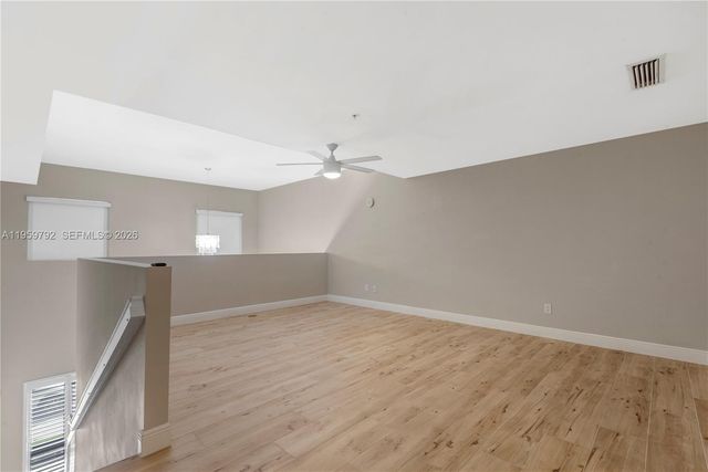 8395 SW 73rd Ave 105, Miami, FL 33143