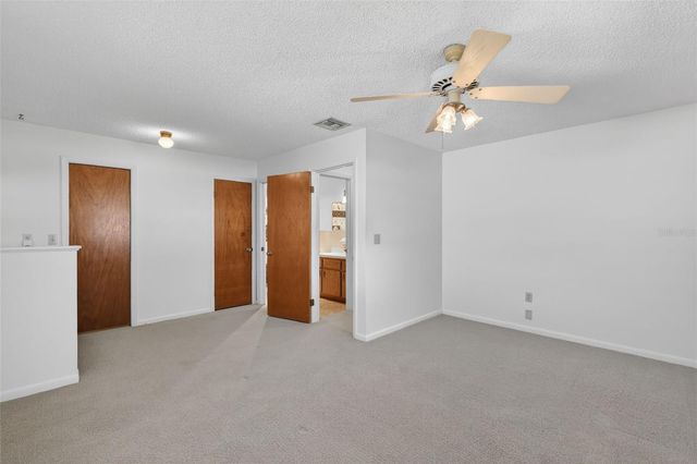 623 THIRD AVENUE, Lady Lake, FL 32159