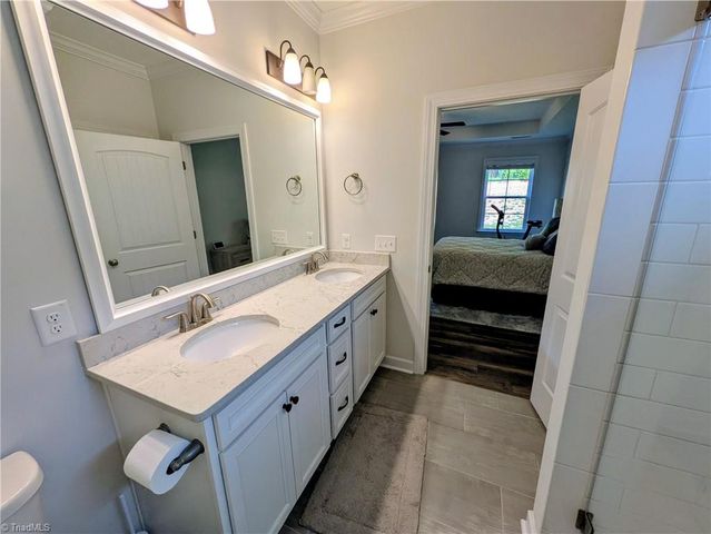 226 Bismarck Court, Winston-salem, NC 27104