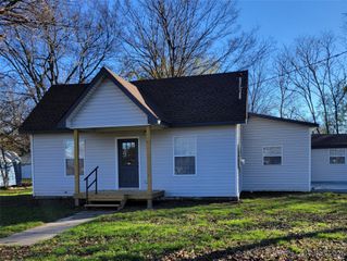 511 S State Street, Wagoner, OK 74467