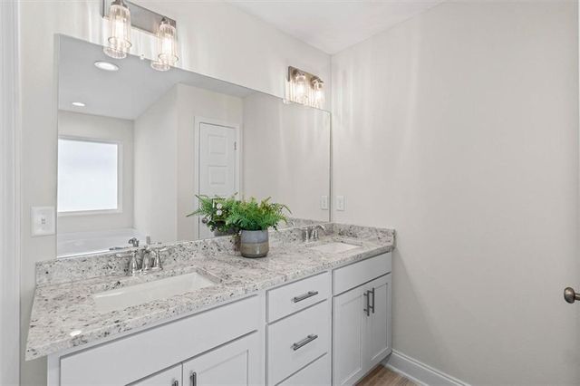 8621 Grelot Road, Mobile, AL 36695