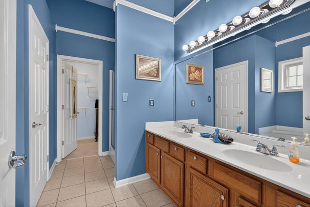 2957 Sandersville Road, Lexington, KY 40511