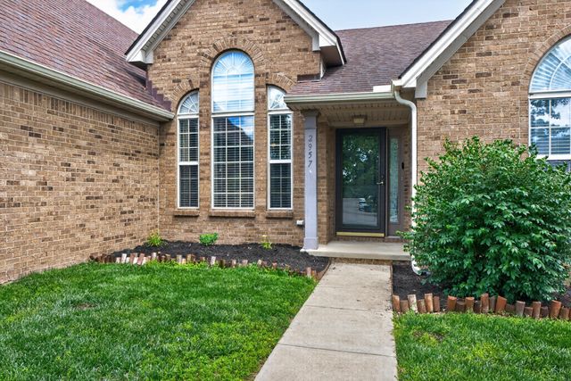 2957 Sandersville Road, Lexington, KY 40511