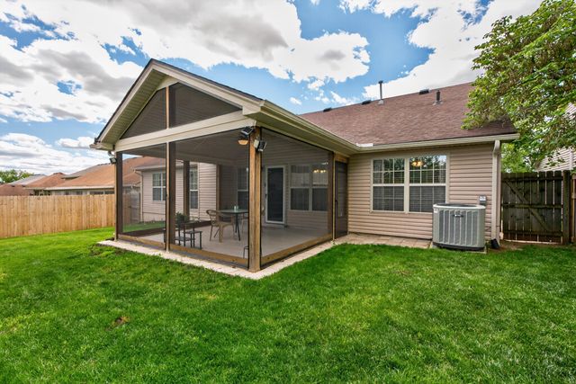 2957 Sandersville Road, Lexington, KY 40511