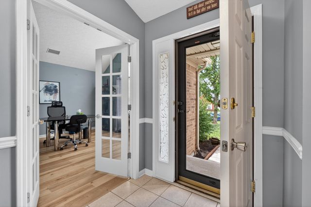 2957 Sandersville Road, Lexington, KY 40511
