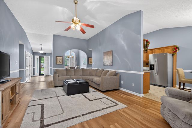 2957 Sandersville Road, Lexington, KY 40511