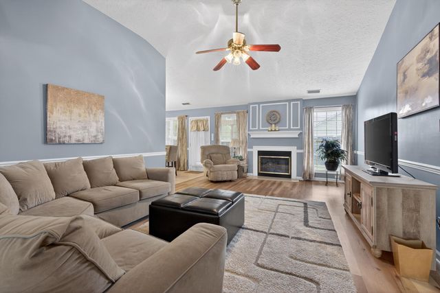 2957 Sandersville Road, Lexington, KY 40511