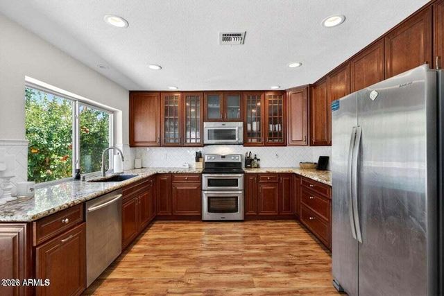 15823 N 58TH Place, Scottsdale, AZ 85254