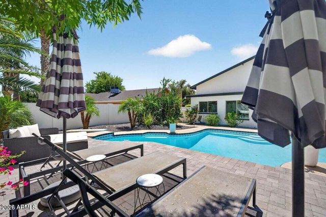 15823 N 58TH Place, Scottsdale, AZ 85254