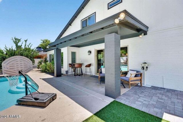 15823 N 58TH Place, Scottsdale, AZ 85254