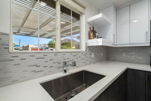 51905 Avenida Velasco, La Quinta, CA 92253