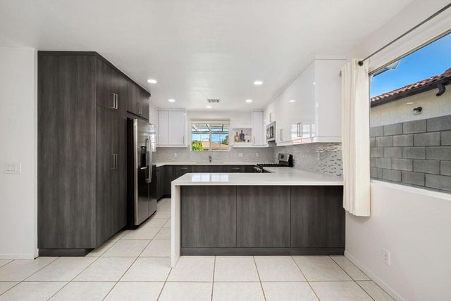 51905 Avenida Velasco, La Quinta, CA 92253