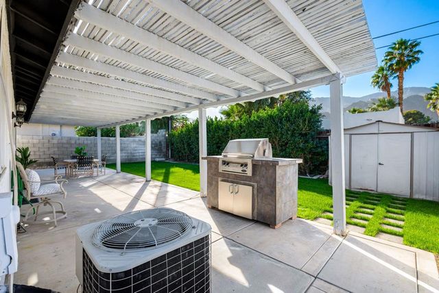 51905 Avenida Velasco, La Quinta, CA 92253