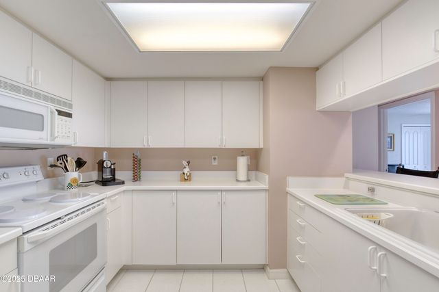 2937 S Atlantic Ave Apt 2001, Daytona Beach Shores, FL 32118