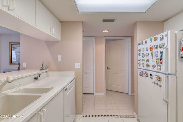 2937 S Atlantic Ave Apt 2001, Daytona Beach Shores, FL 32118