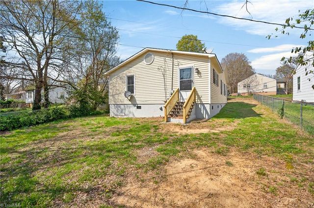 3 Circle Drive, Reidsville, NC 27320