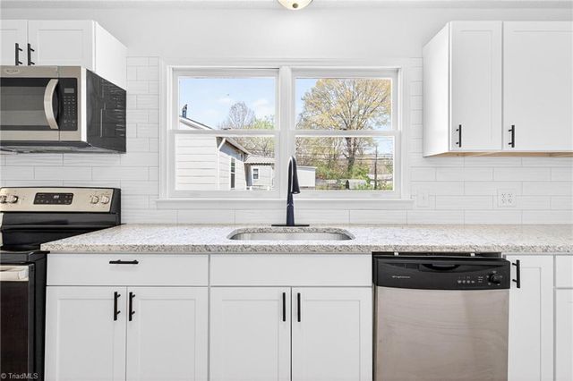 3 Circle Drive, Reidsville, NC 27320