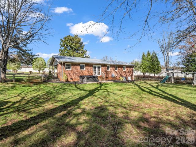 242 Cedar Lane, Rutherfordton, NC 28139