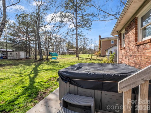 242 Cedar Lane, Rutherfordton, NC 28139