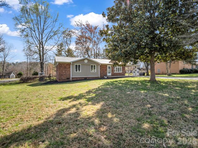 242 Cedar Lane, Rutherfordton, NC 28139