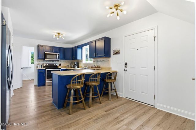 1105 S Shore Drive, Surf City, NC 28445
