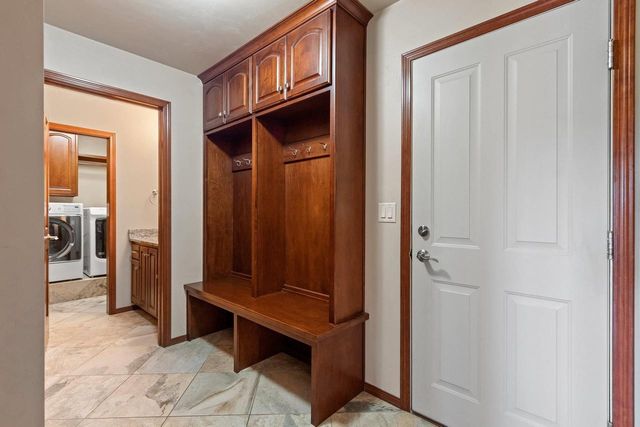 1979 KETTLE CREEK DRIVE, De Pere, WI 54115