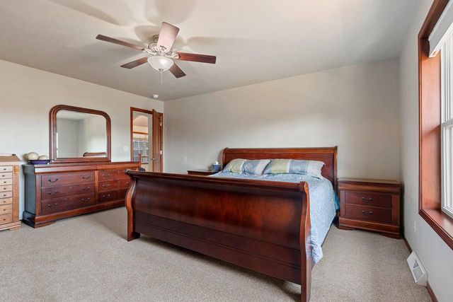 1979 KETTLE CREEK DRIVE, De Pere, WI 54115