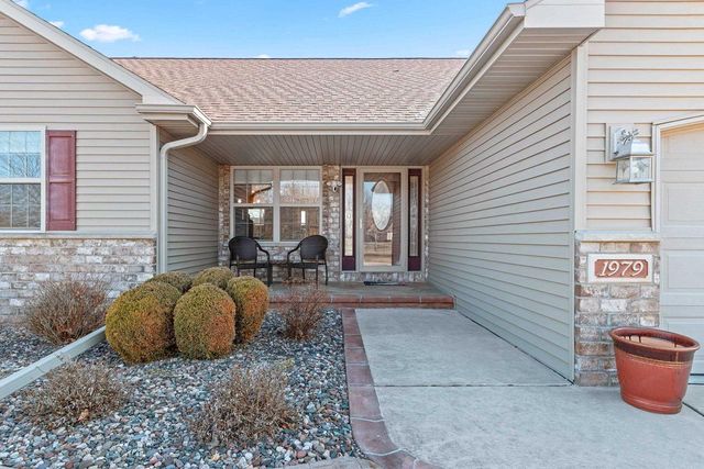 1979 KETTLE CREEK DRIVE, De Pere, WI 54115