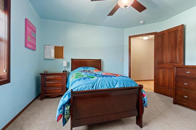 1979 KETTLE CREEK DRIVE, De Pere, WI 54115