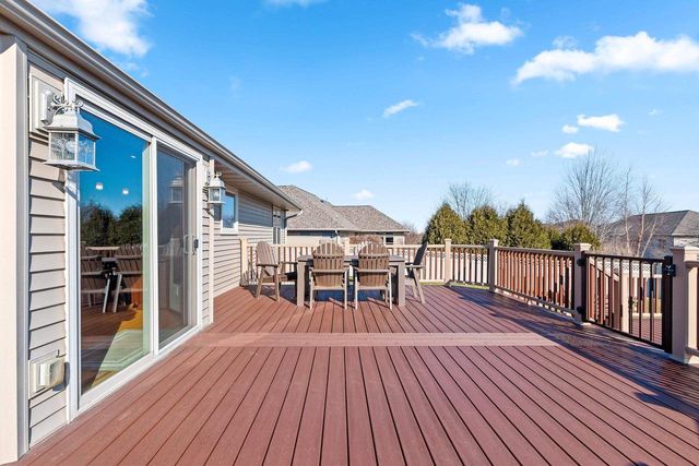 1979 KETTLE CREEK DRIVE, De Pere, WI 54115