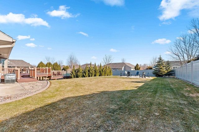 1979 KETTLE CREEK DRIVE, De Pere, WI 54115