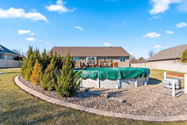 1979 KETTLE CREEK DRIVE, De Pere, WI 54115