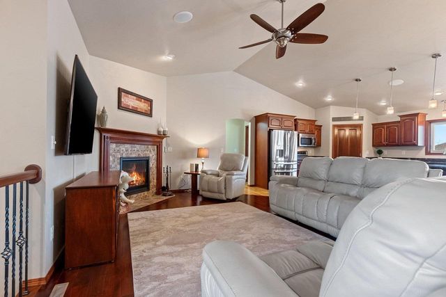 1979 KETTLE CREEK DRIVE, De Pere, WI 54115