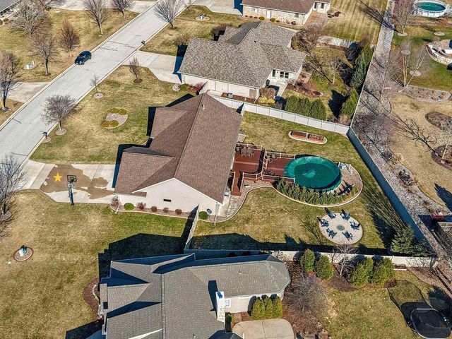1979 KETTLE CREEK DRIVE, De Pere, WI 54115