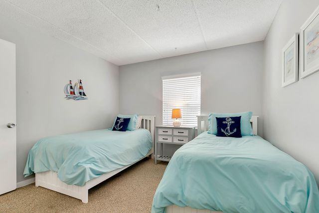 411 1ST Street S 204, Jacksonville Beach, FL 32250