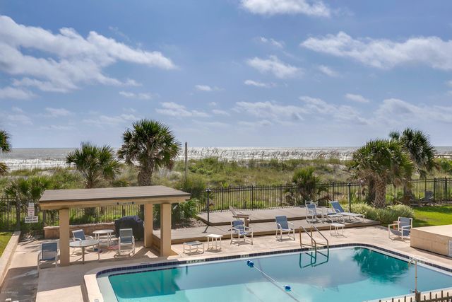 411 1ST Street S 204, Jacksonville Beach, FL 32250