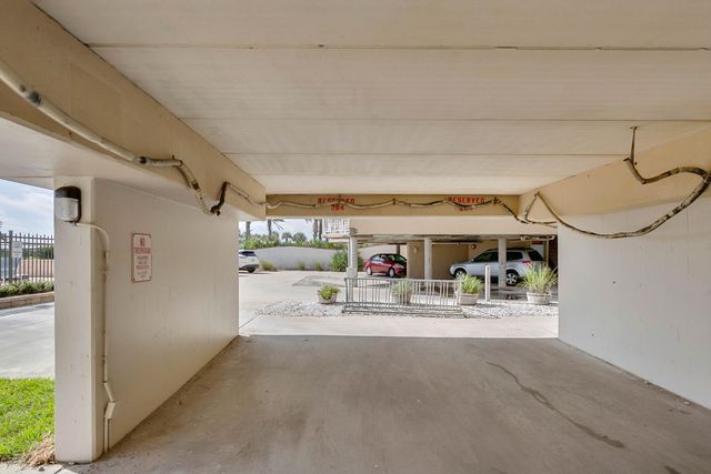 411 1ST Street S 204, Jacksonville Beach, FL 32250