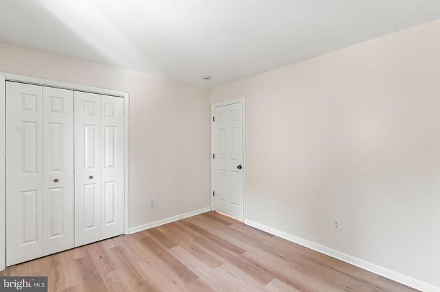 369 TUSCARORA AVE, Barnegat, NJ 08005