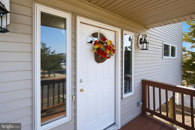 369 TUSCARORA AVE, Barnegat, NJ 08005