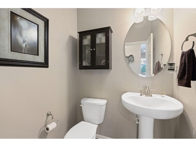 6151 Washakie Ct, Timnath, CO 80547