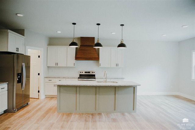 2523 Sawmill Road, Junction City, KS 66441