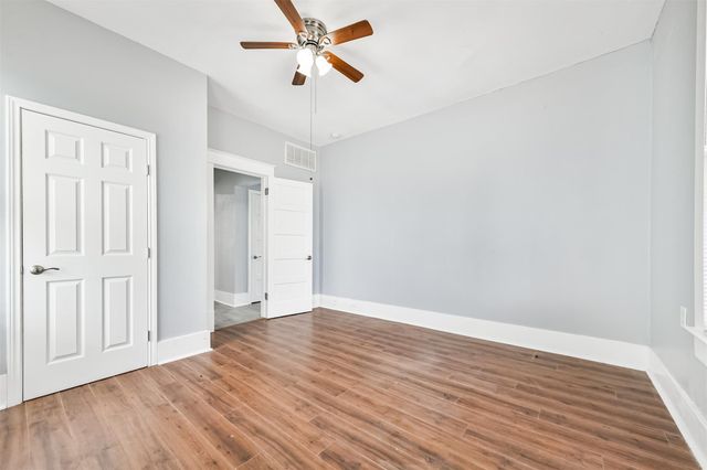 2005 37th Street, Galveston, TX 77550