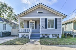 2005 37th Street, Galveston, TX 77550