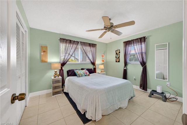 1314 Shelby PKWY, Cape Coral, FL 33904