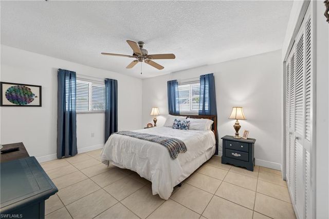 1314 Shelby PKWY, Cape Coral, FL 33904