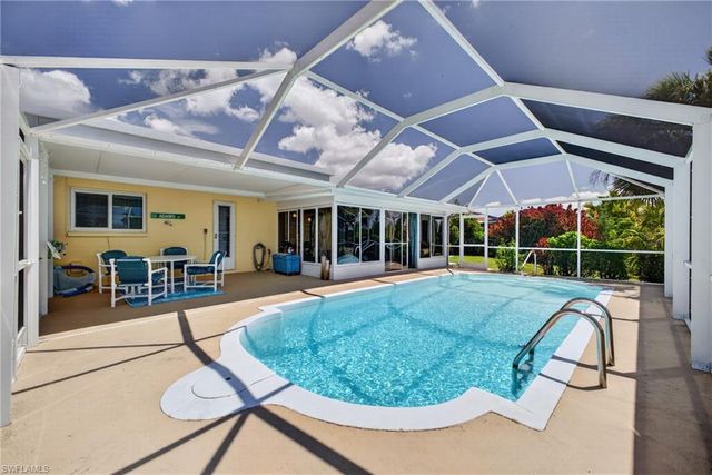 1314 Shelby PKWY, Cape Coral, FL 33904