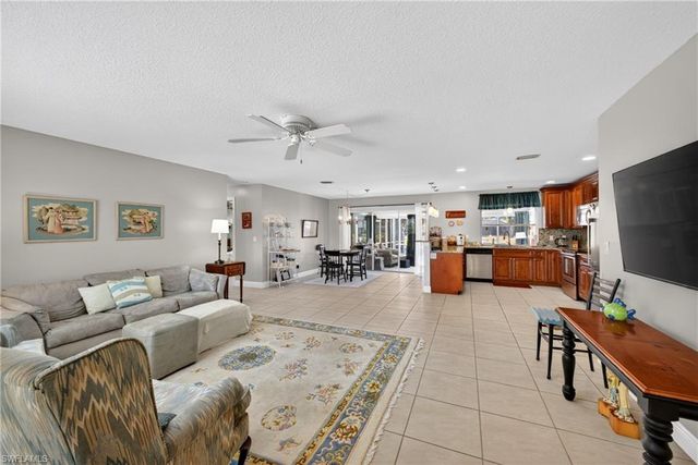 1314 Shelby PKWY, Cape Coral, FL 33904