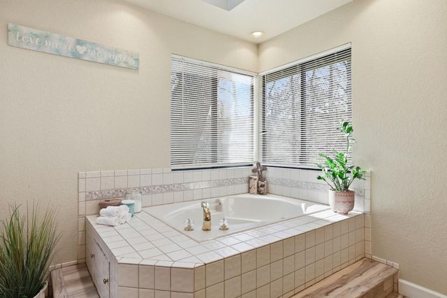 1600 Hidden Cir, Shingle Springs, CA 95682