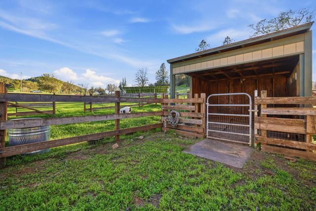 1600 Hidden Cir, Shingle Springs, CA 95682