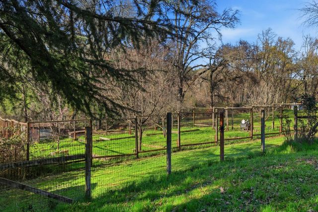 1600 Hidden Cir, Shingle Springs, CA 95682